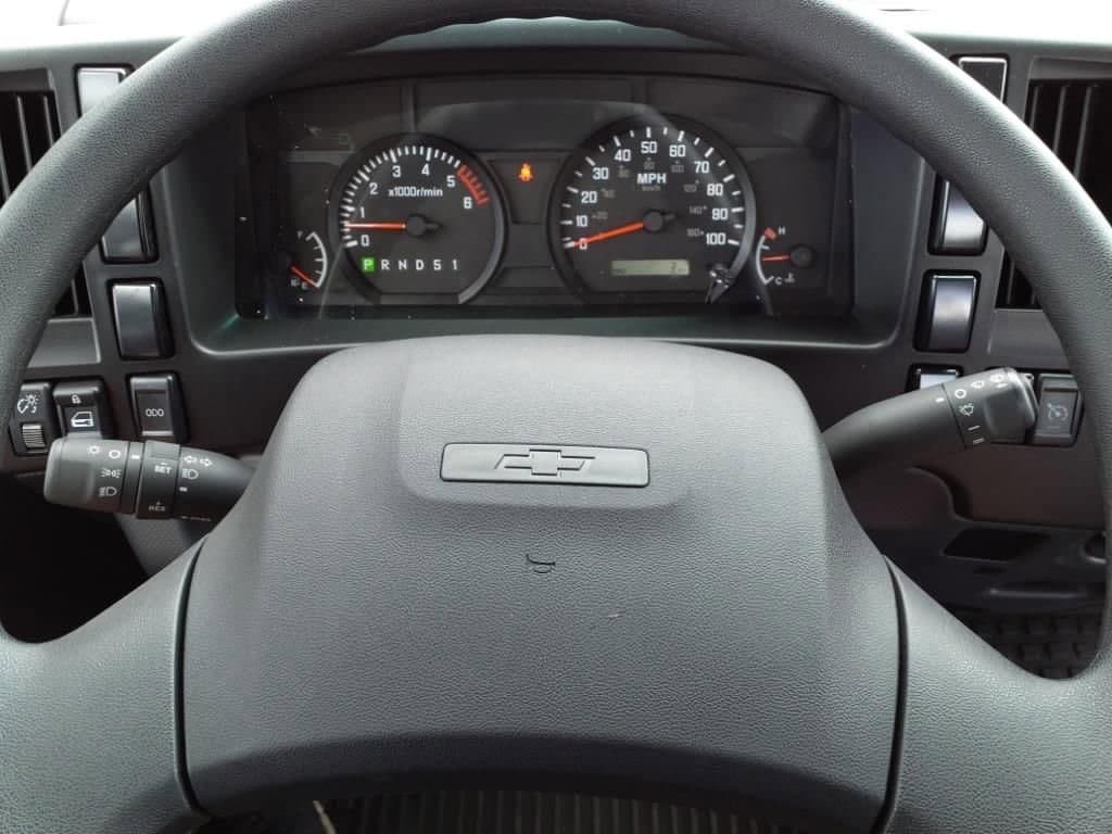 2025 Chevrolet Low Cab Forward 4500 HG - Image 18