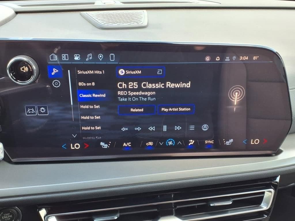 2026 Chevrolet Traverse - Image 11