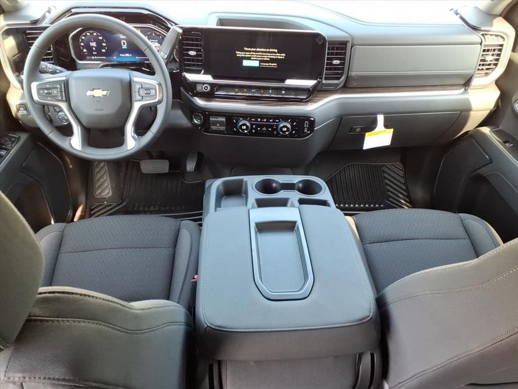 2026 Chevrolet Silverado 1500 - Image 12