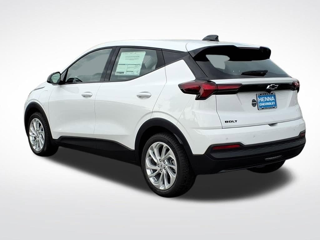 2027 Chevrolet Bolt - Image 5