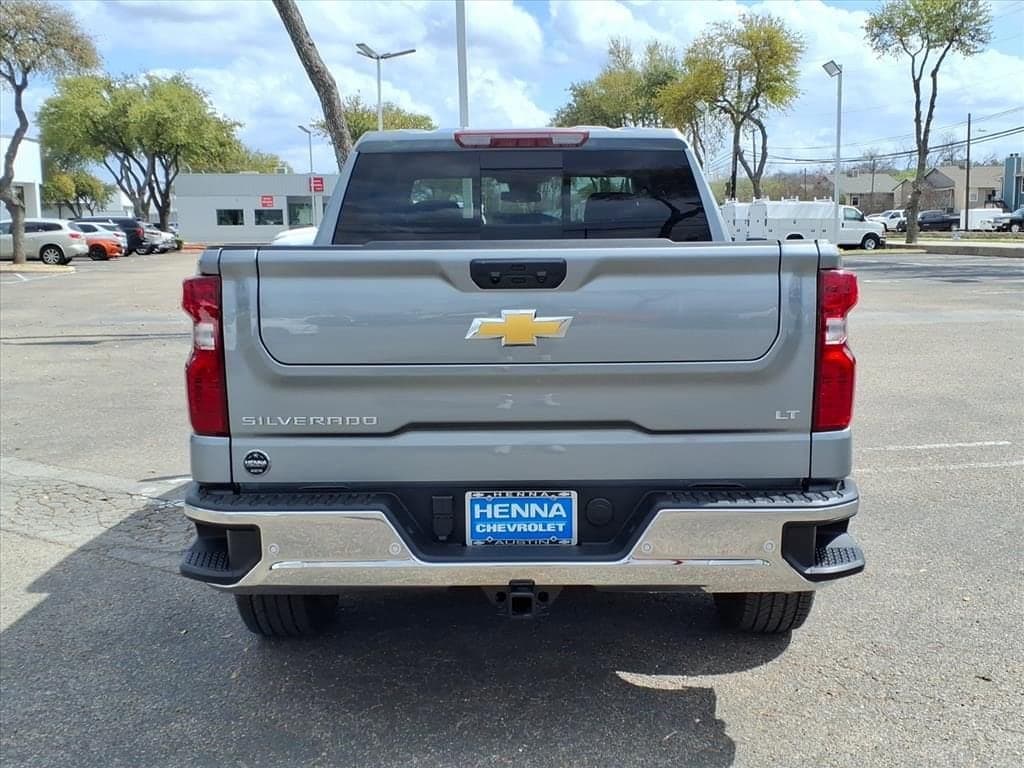 2026 Chevrolet Silverado 1500 - Image 7