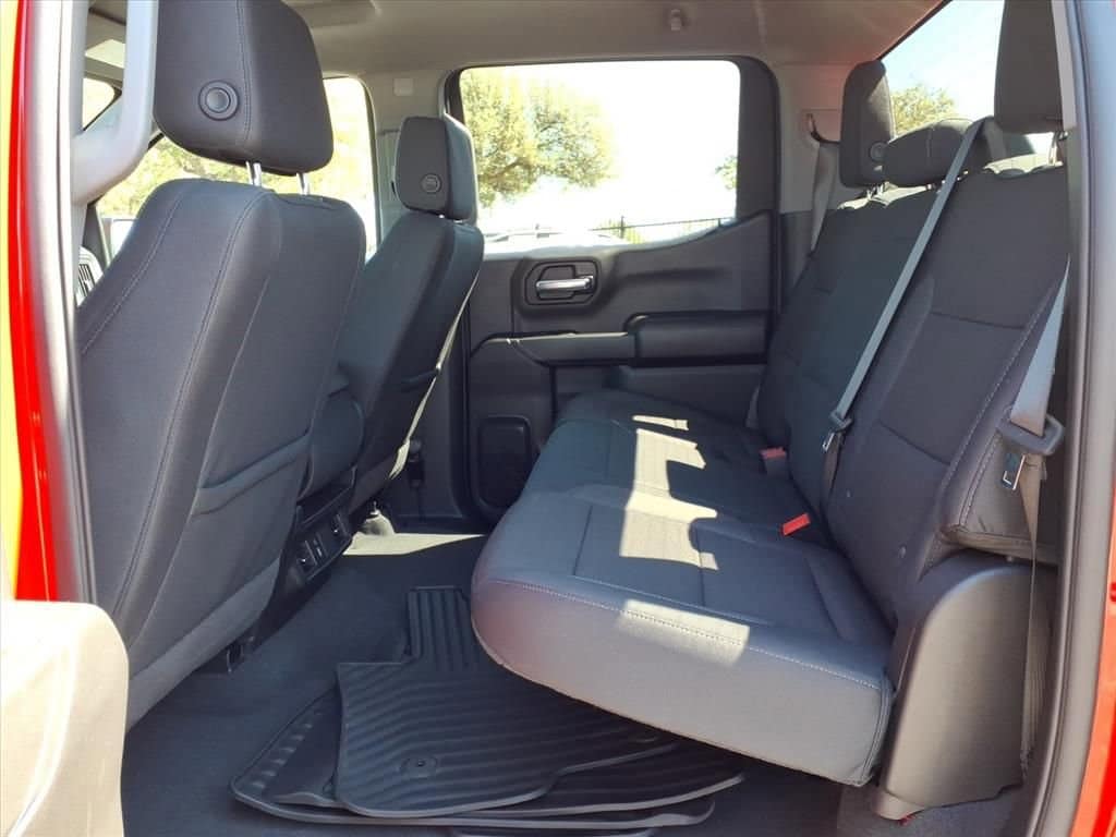 2026 Chevrolet Silverado 1500 - Image 19