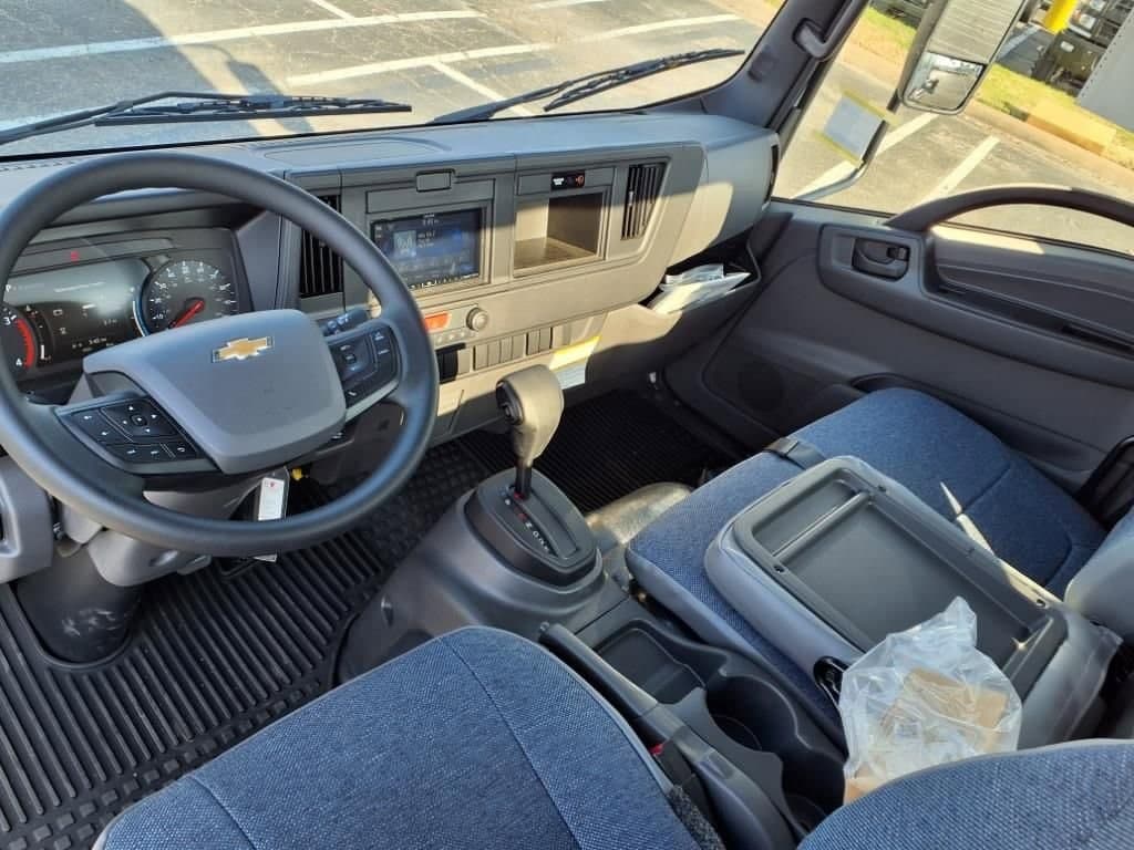 2025 Chevrolet Low Cab Forward 5500 XD - Image 7