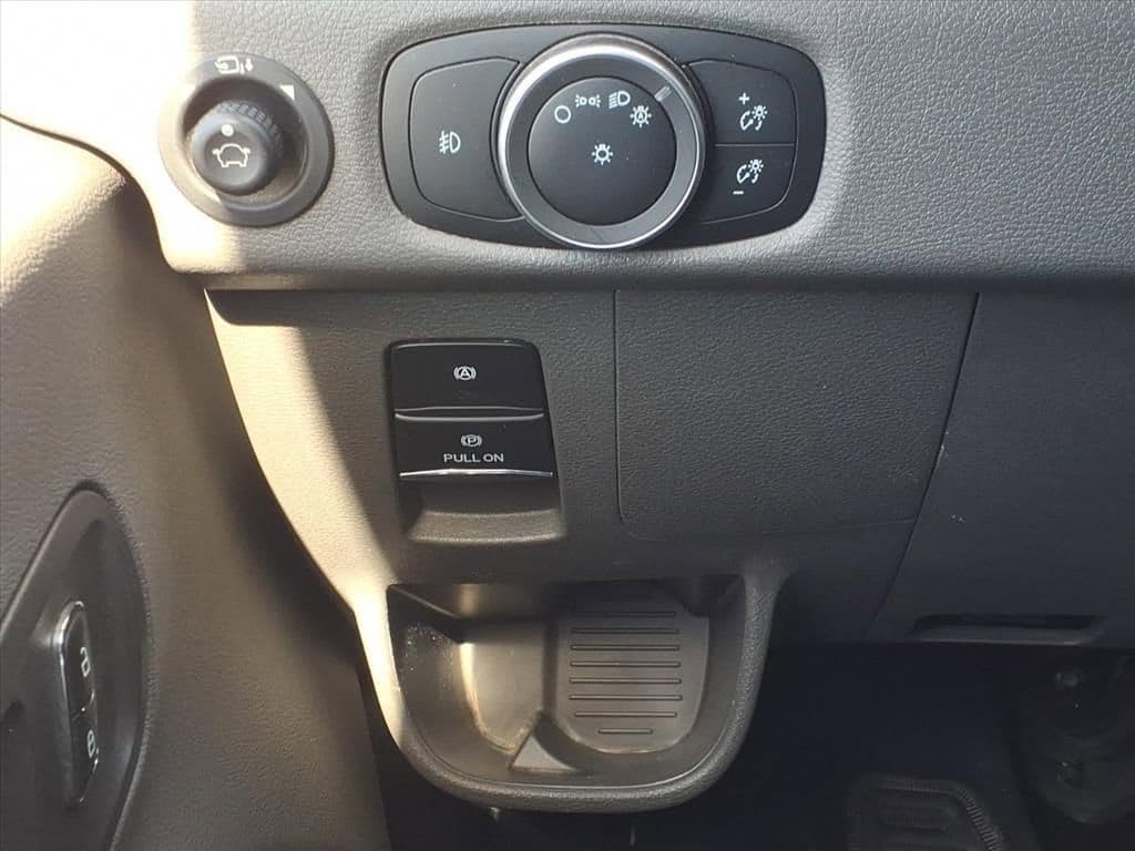 2023 Ford Transit Passenger Wagon - Image 31