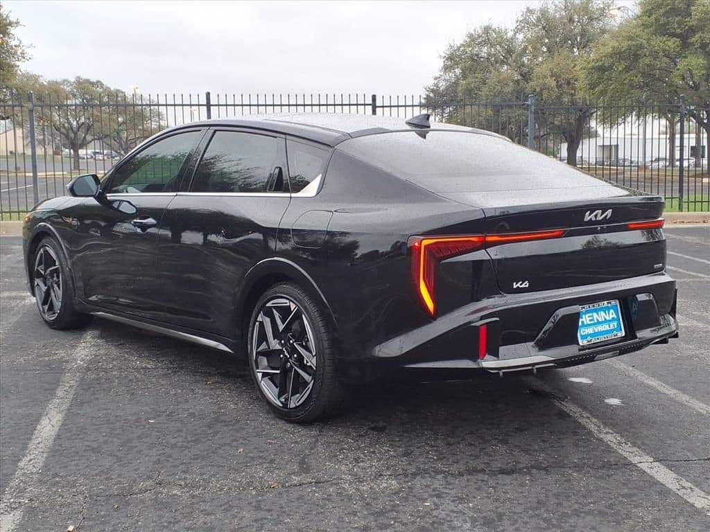2025 Kia K4 - Image 10