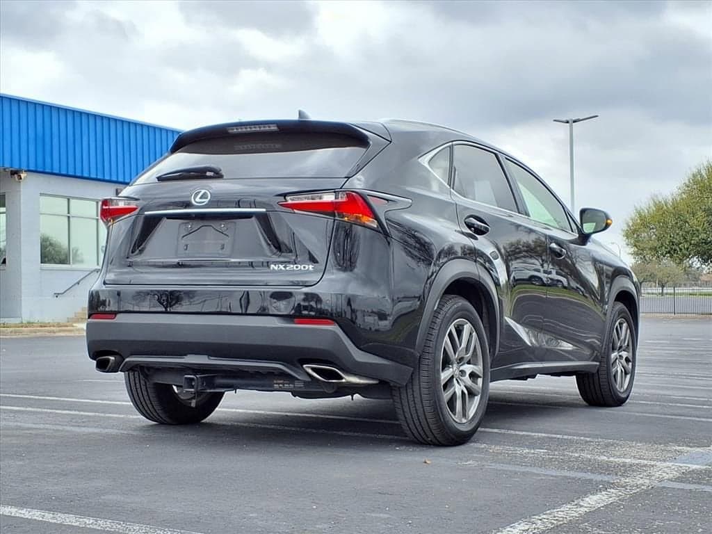 2015 LEXUS NX 200t - Image 6