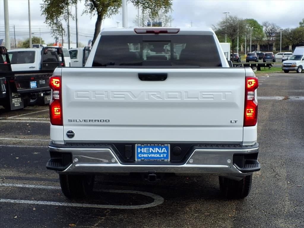 2026 Chevrolet Silverado 1500 - Image 6