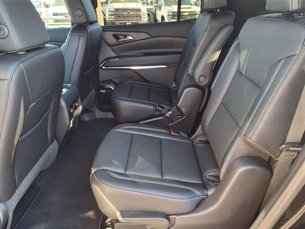 2026 Chevrolet Traverse - Image 7
