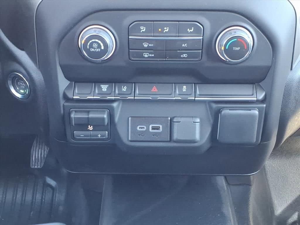 2026 Chevrolet Silverado 3500 HD Chassis Cab - Image 19