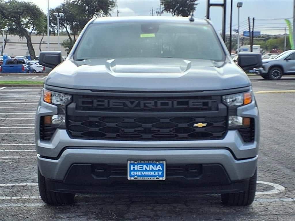 2026 Chevrolet Silverado 1500 - Image 2