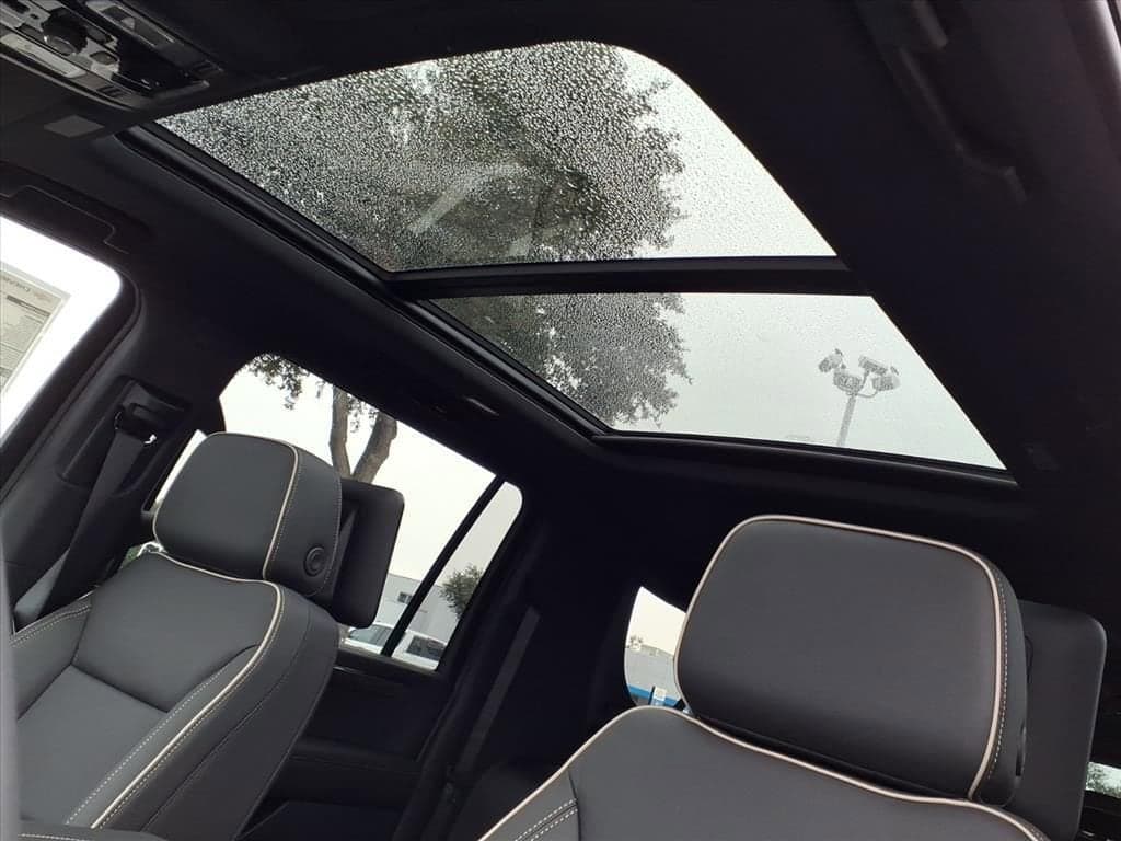 2026 Chevrolet Suburban - Image 10