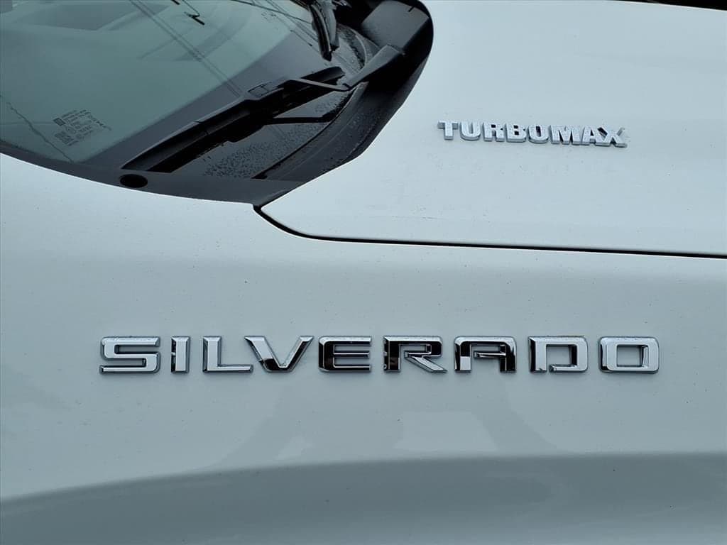 2026 Chevrolet Silverado 1500 - Image 8