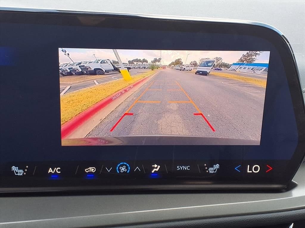 2026 Chevrolet Traverse - Image 13