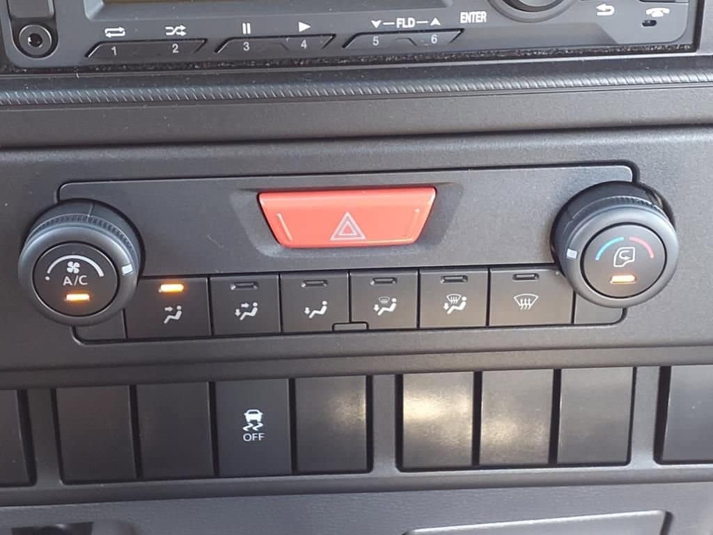 2025 Chevrolet Low Cab Forward 5500 XD - Image 15