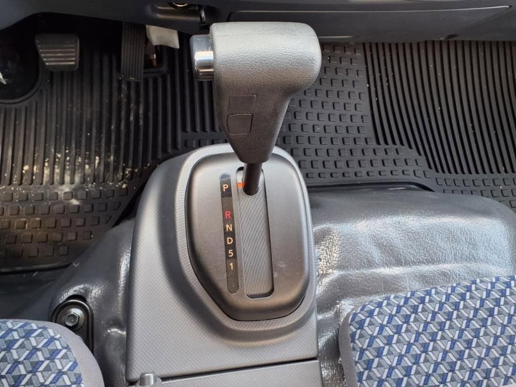 2025 Chevrolet Low Cab Forward 4500 HG - Image 8