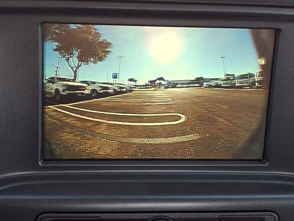 2023 Chevrolet Silverado 5500 HD - Image 12