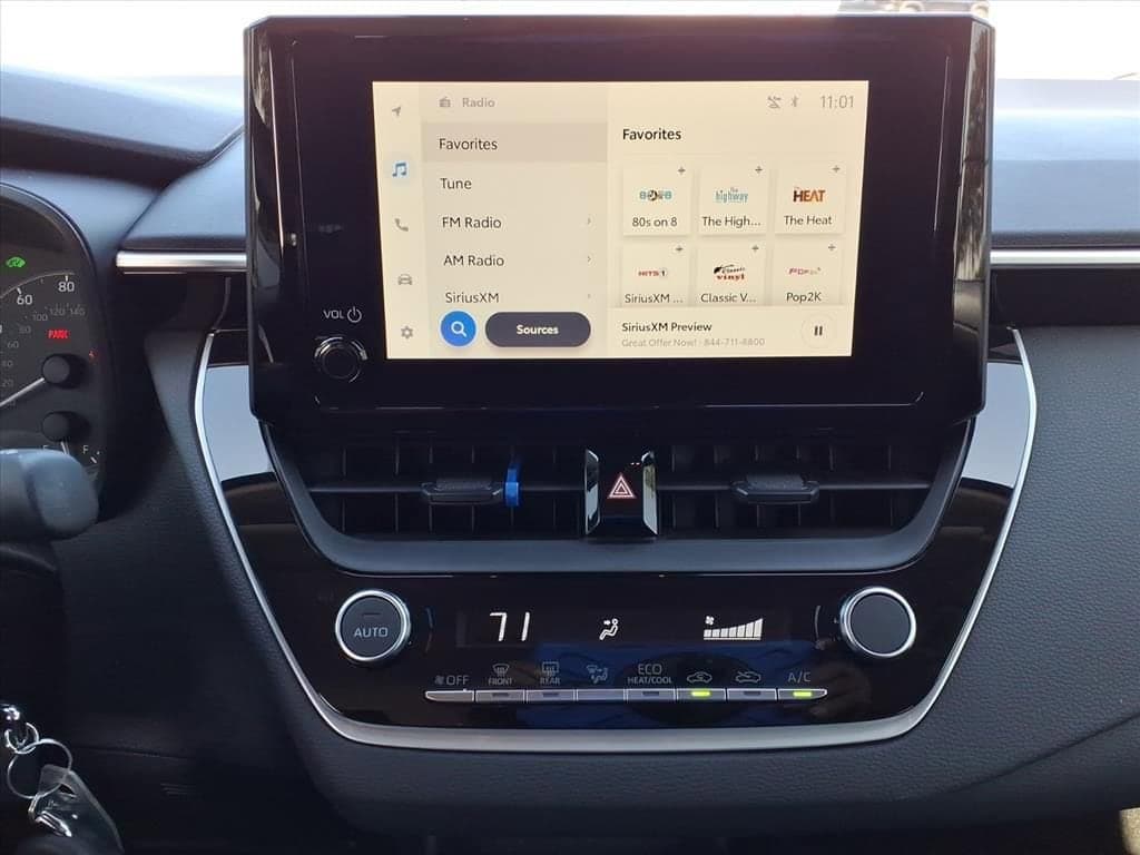 2025 Toyota Corolla - Image 26