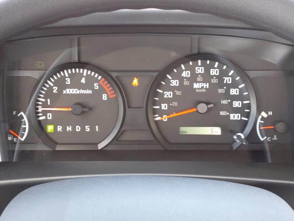 2025 Chevrolet Low Cab Forward 4500 HG - Image 20