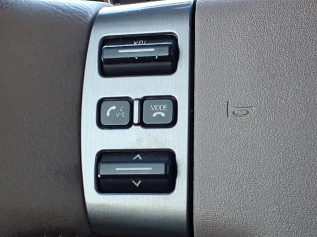 2011 Nissan Titan - Image 26