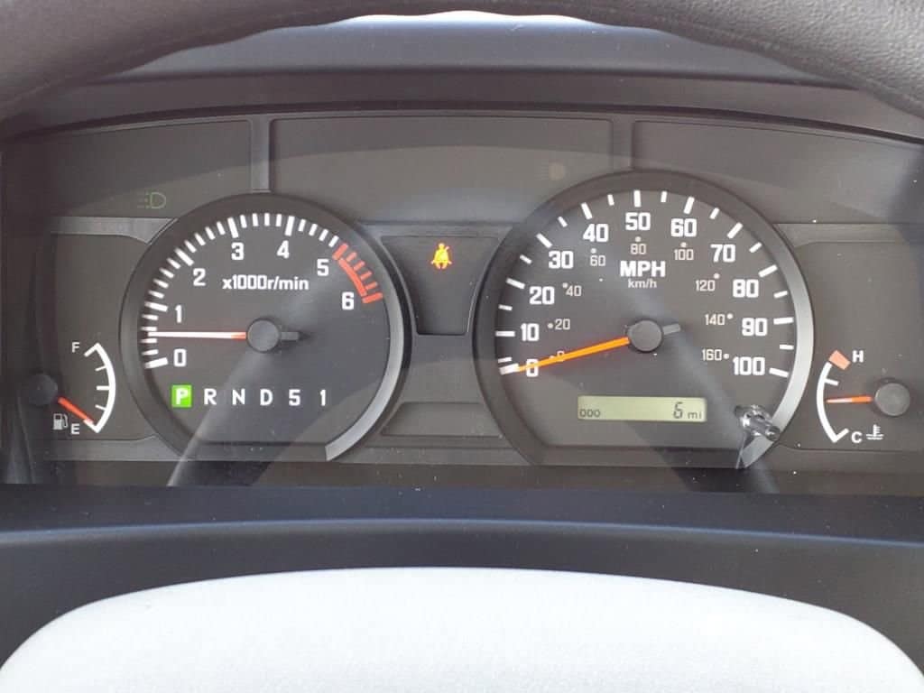 2025 Chevrolet Low Cab Forward 4500 HG - Image 19