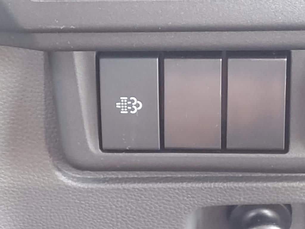 2025 Chevrolet Low Cab Forward 5500 XD - Image 8