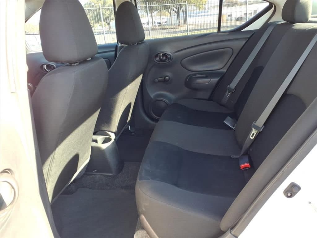 2018 Nissan Versa Sedan - Image 16