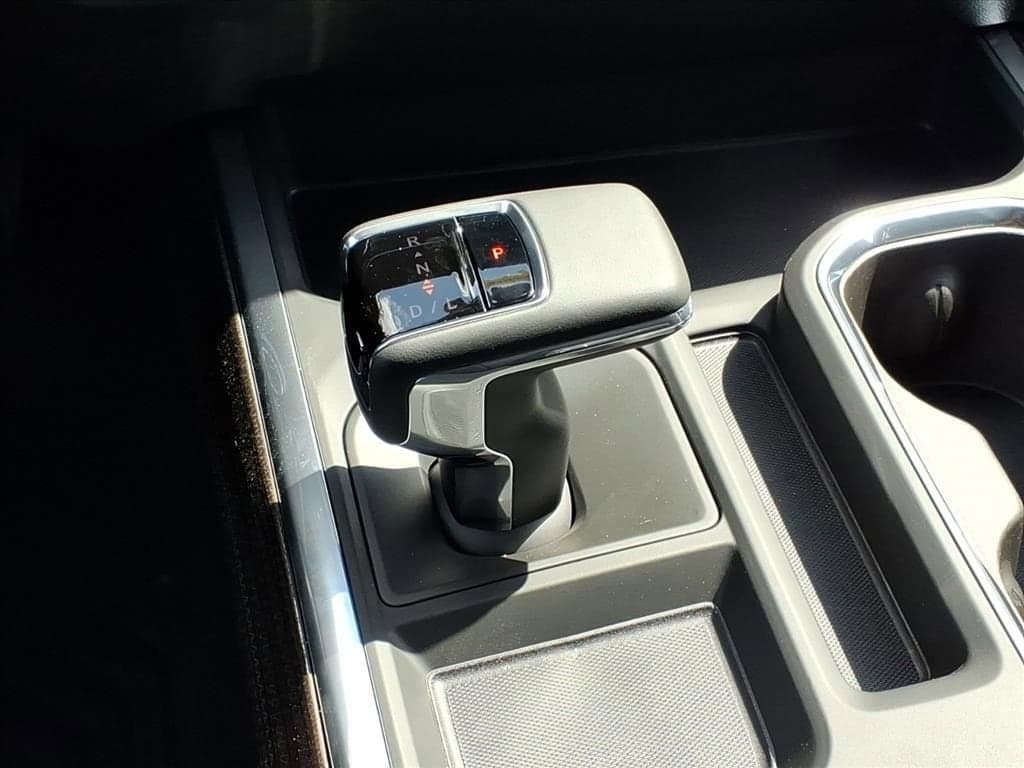 2026 Chevrolet Silverado 1500 - Image 16