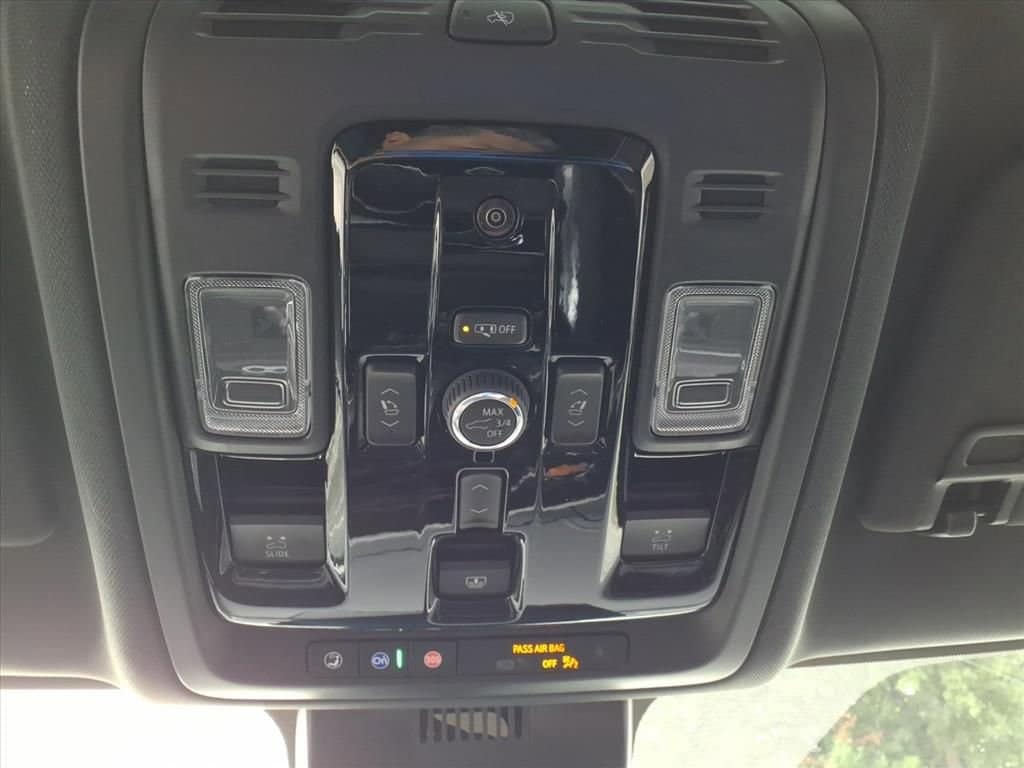 2026 Chevrolet Suburban - Image 23
