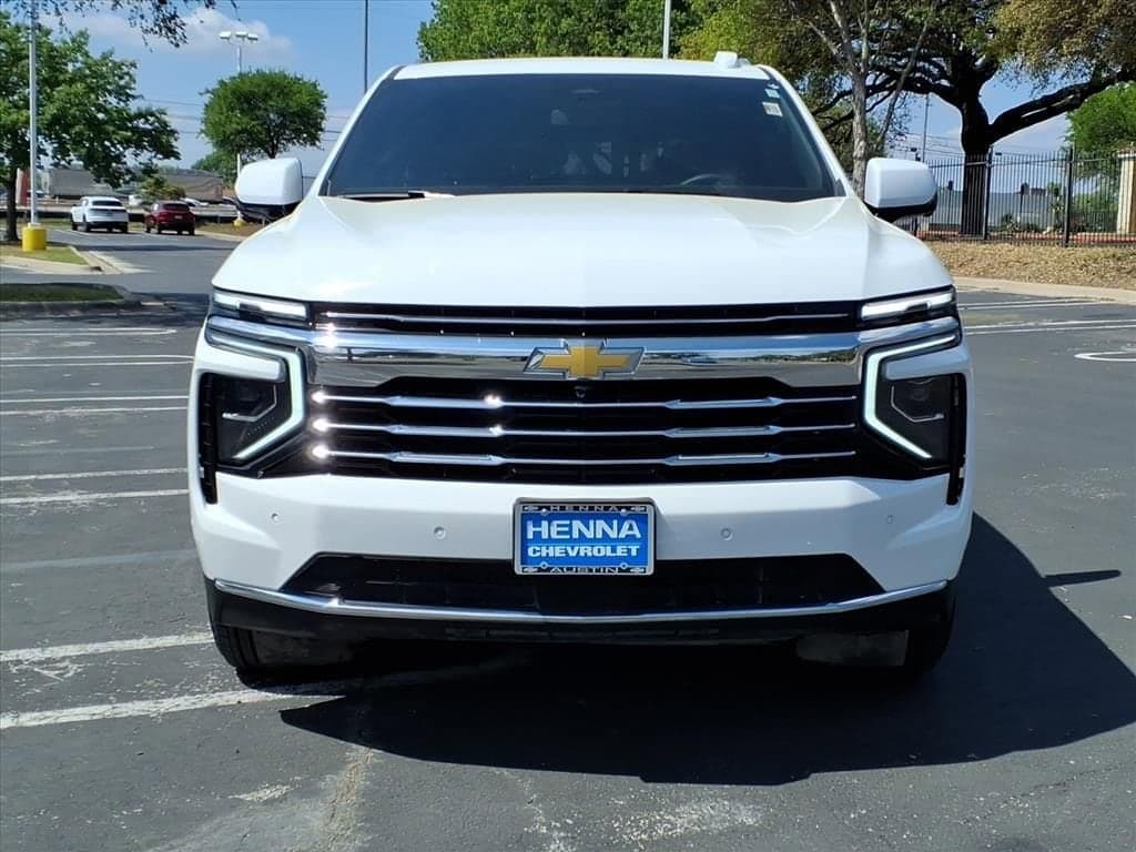 2025 Chevrolet Tahoe - Image 2