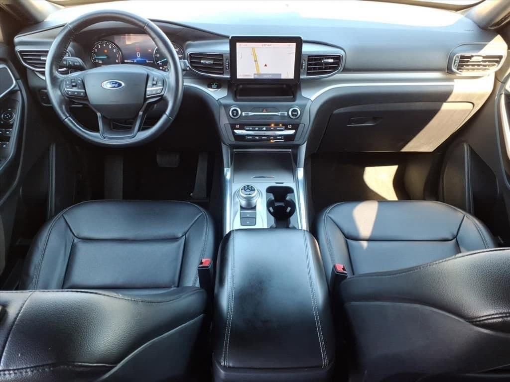 2020 Ford Explorer - Image 26