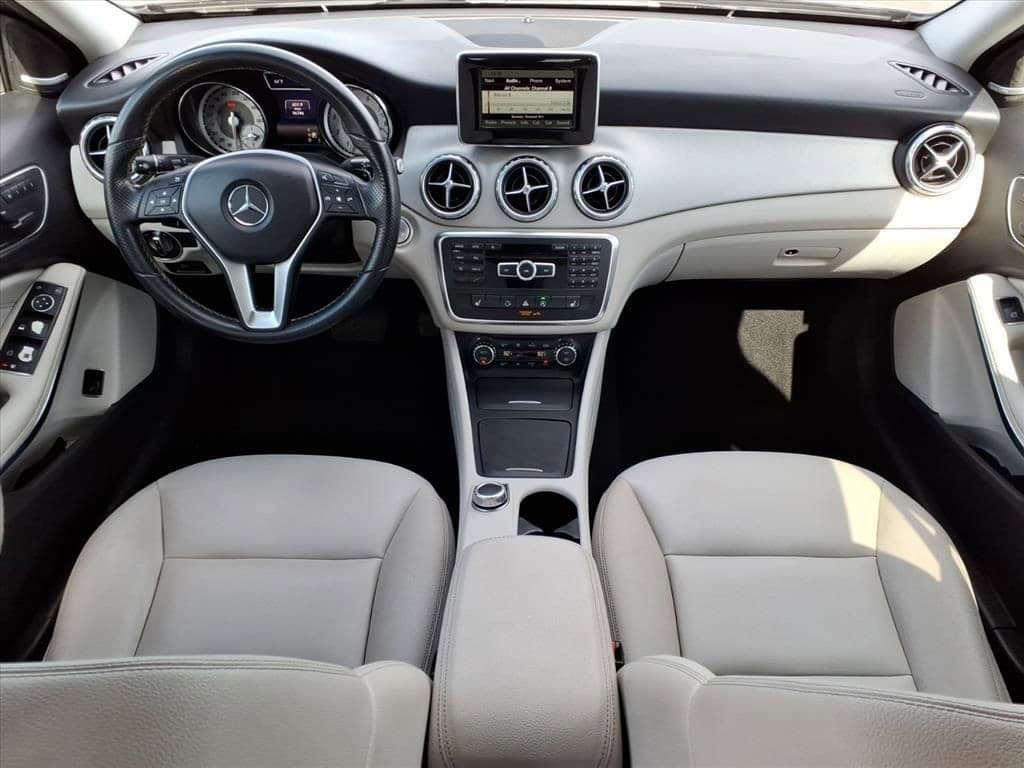 2015 Mercedes-Benz GLA-Class - Image 16