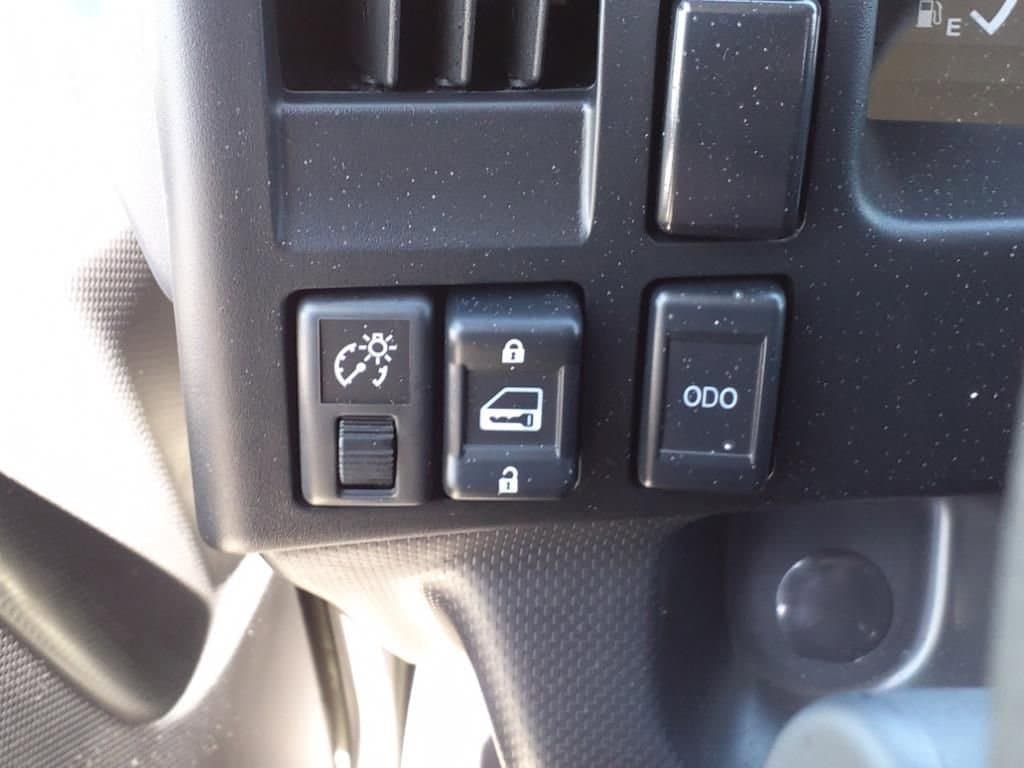 2025 Chevrolet Low Cab Forward 4500 HG - Image 8