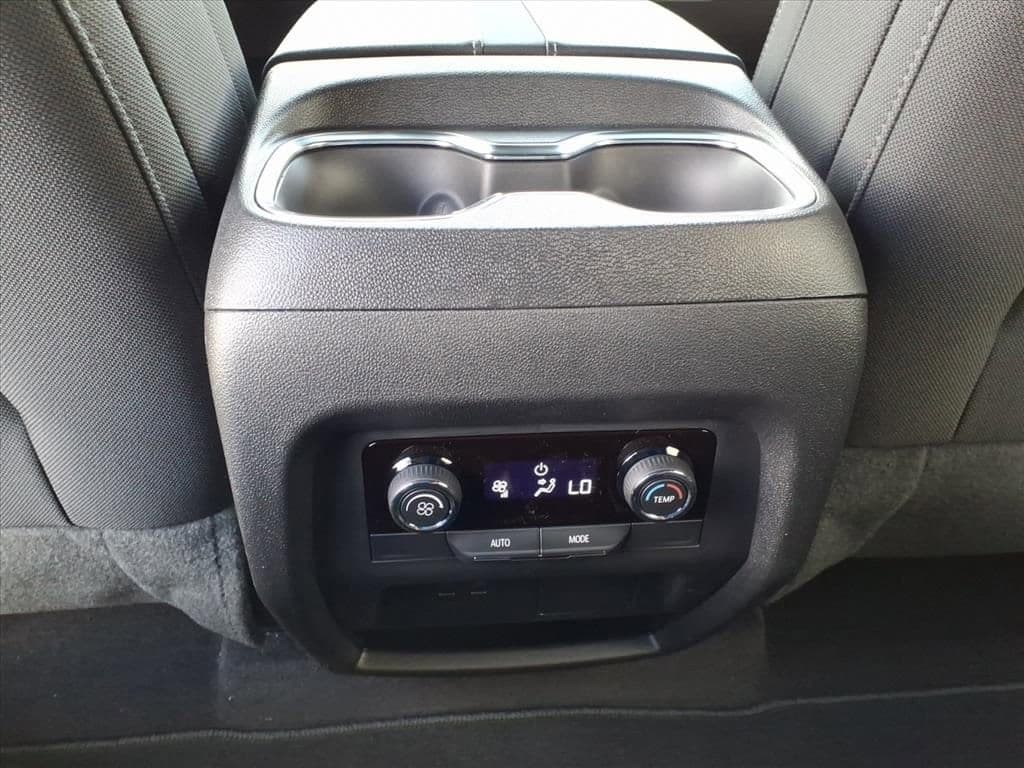 2026 Chevrolet Traverse - Image 14