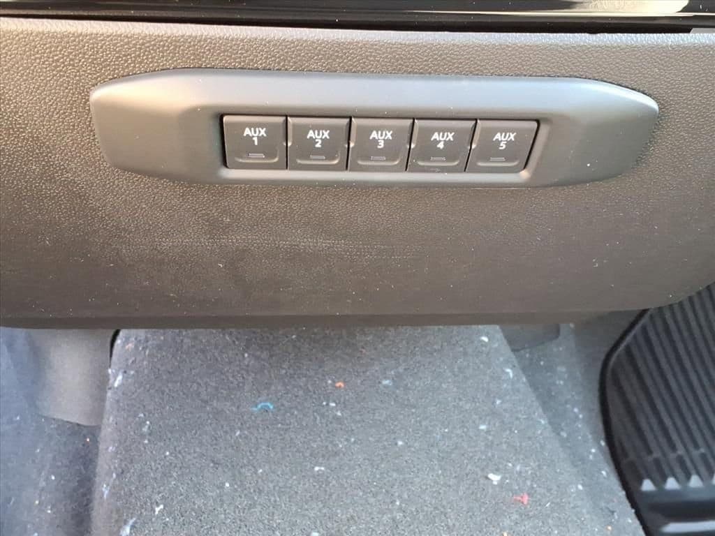 2026 Chevrolet Silverado 3500 HD Chassis Cab - Image 15