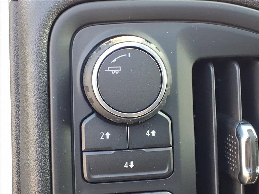 2026 Chevrolet Silverado 3500 HD Chassis Cab - Image 14