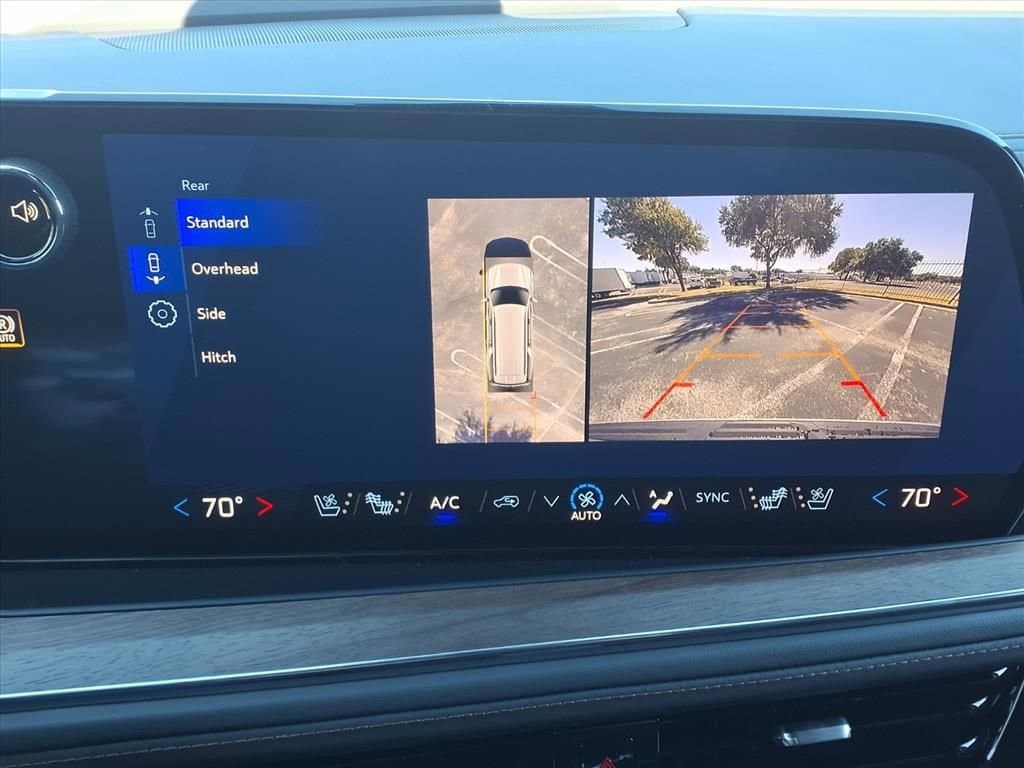 2026 Chevrolet Suburban - Image 15