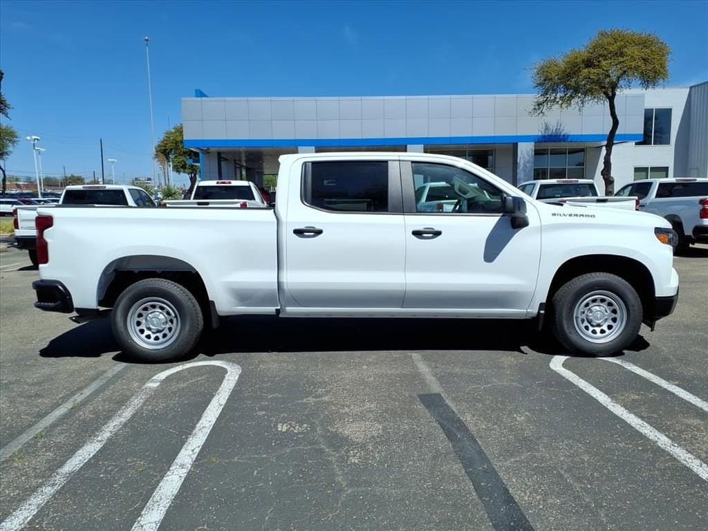 2026 Chevrolet Silverado 1500 - Image 5