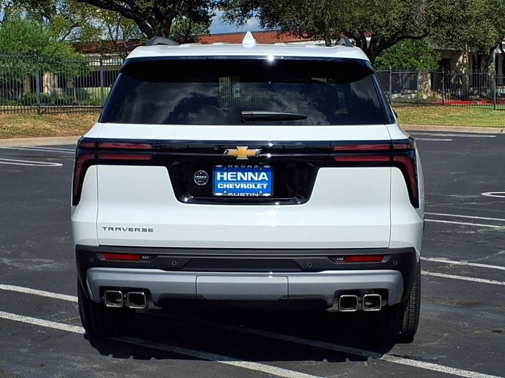 2026 Chevrolet Traverse - Image 5