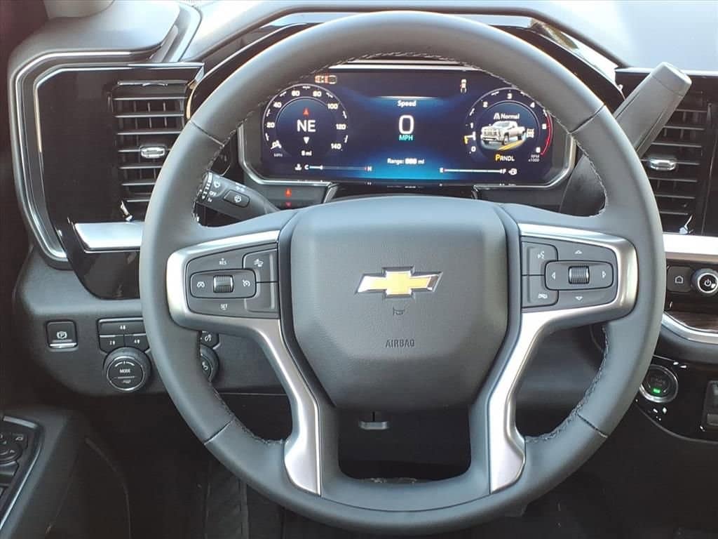 2026 Chevrolet Silverado 3500 HD Chassis Cab - Image 27