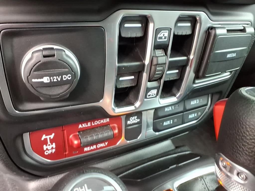 2025 Jeep Gladiator - Image 20