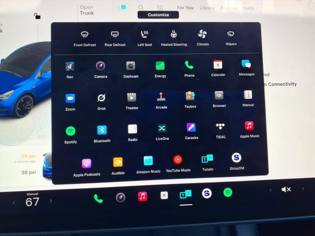 2025 Tesla Model Y - Image 24