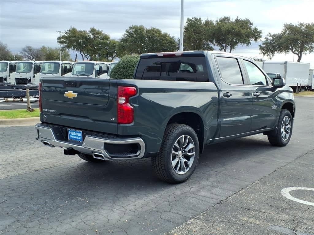 2026 Chevrolet Silverado 1500 - Image 7