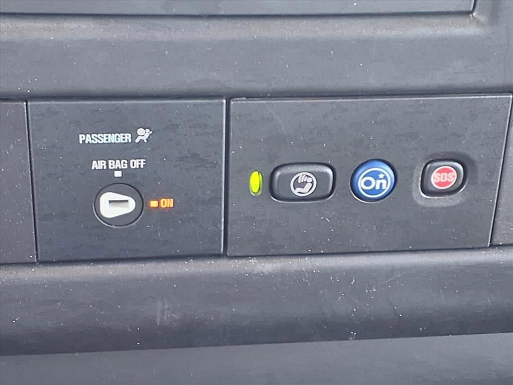 2025 Chevrolet Express Cutaway 3500 - Image 13