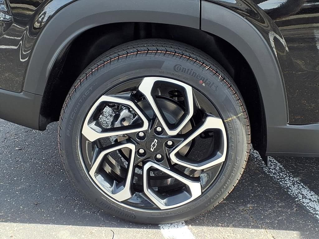 2026 Chevrolet Trax - Image 3