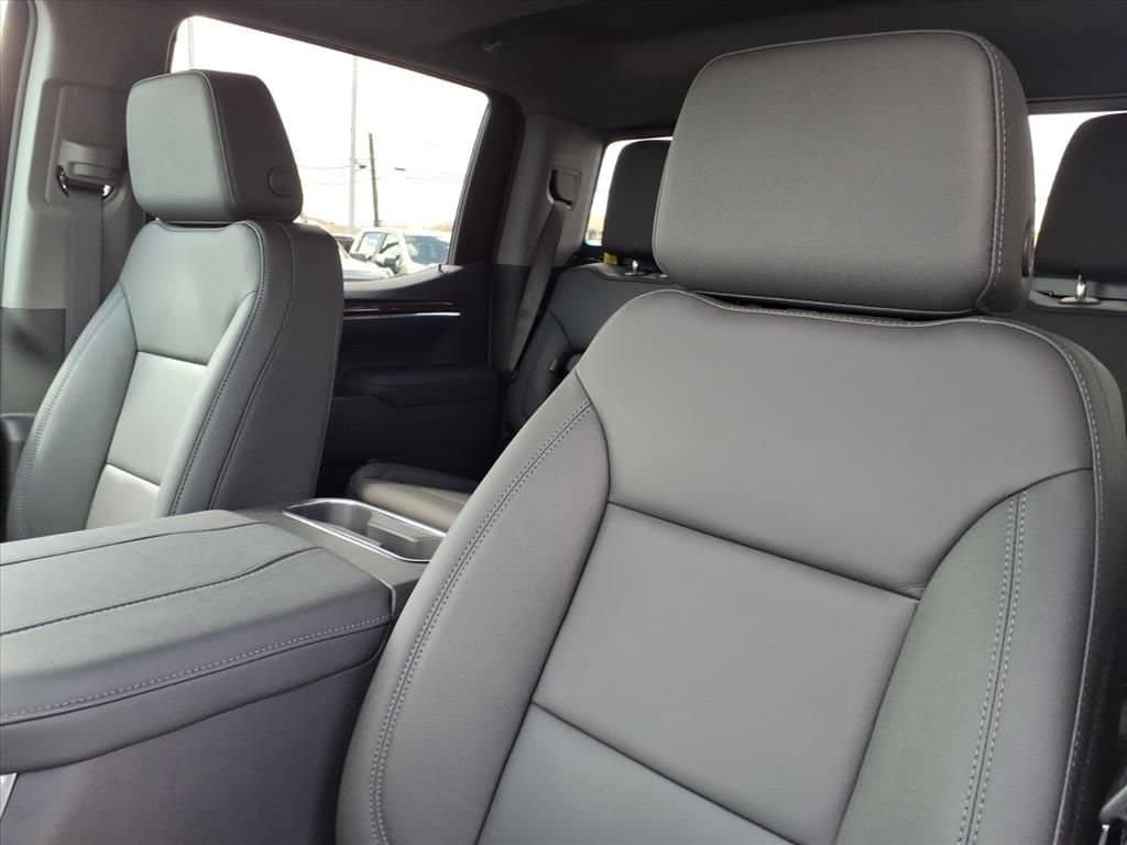 2026 Chevrolet Silverado 1500 - Image 12