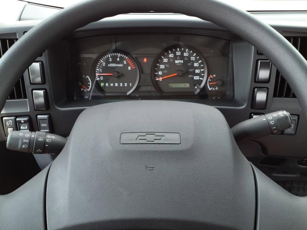 2025 Chevrolet Low Cab Forward 5500 XG - Image 17