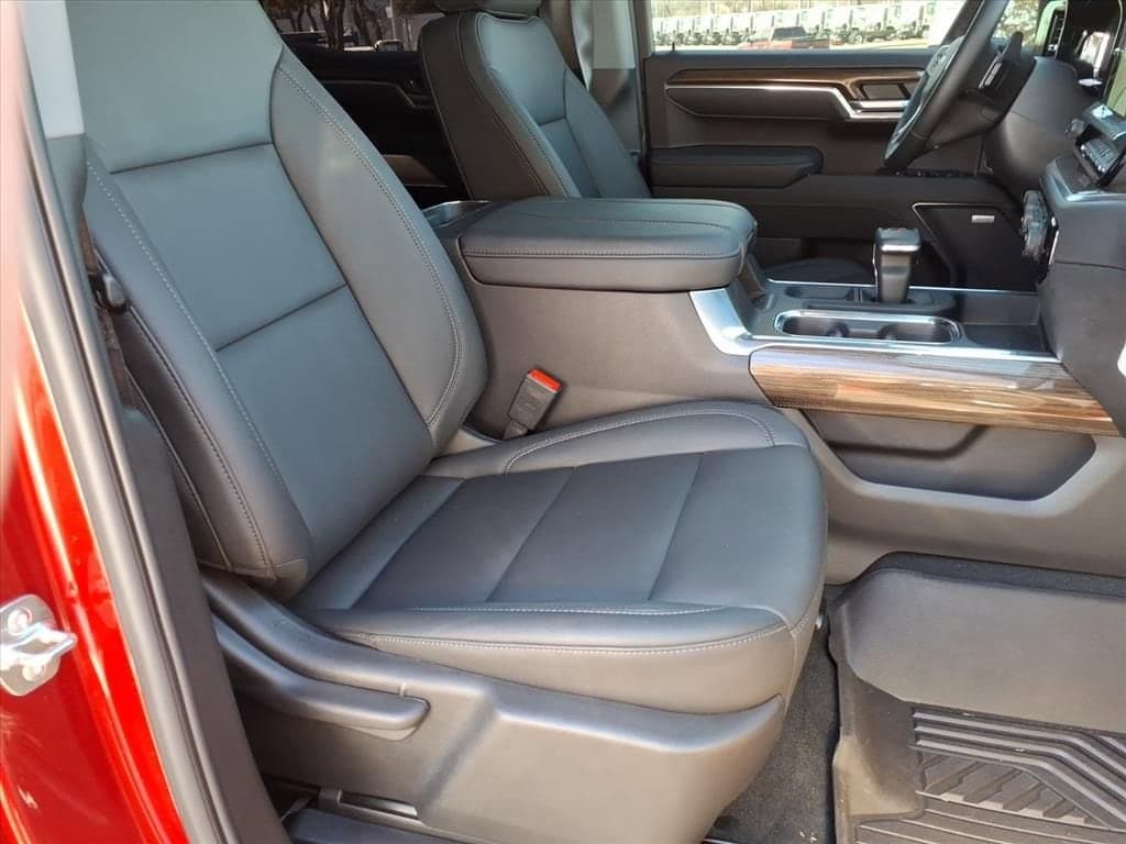 2026 Chevrolet Silverado 1500 - Image 20