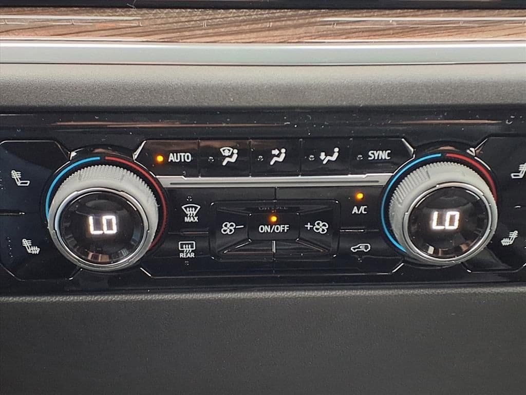 2026 Chevrolet Silverado 1500 - Image 16