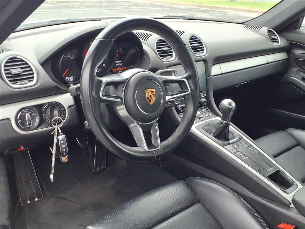 2018 Porsche 718 Cayman - Image 12