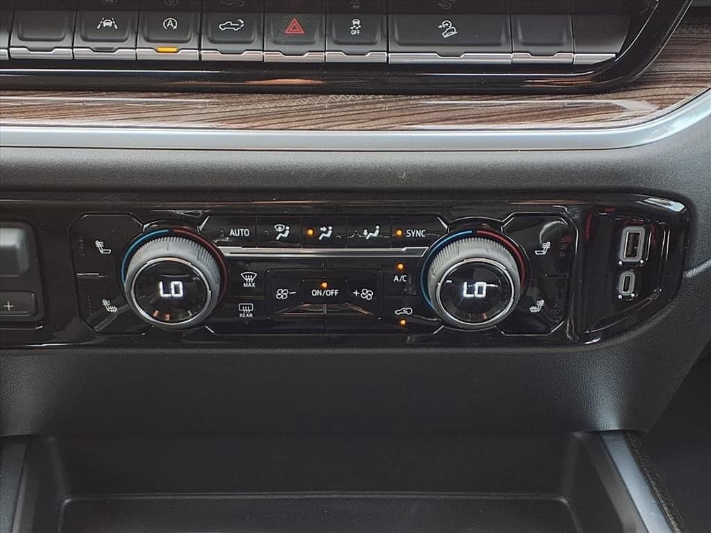 2026 Chevrolet Silverado 1500 - Image 14